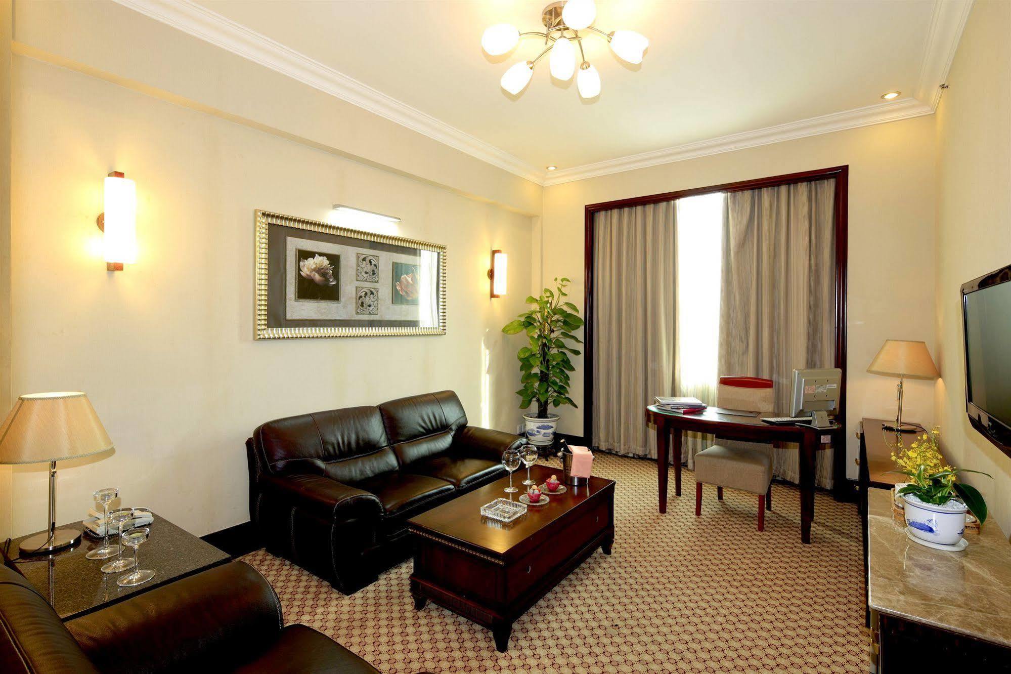 Guangzhou Nanfang Yiyuan Hotel Exterior foto