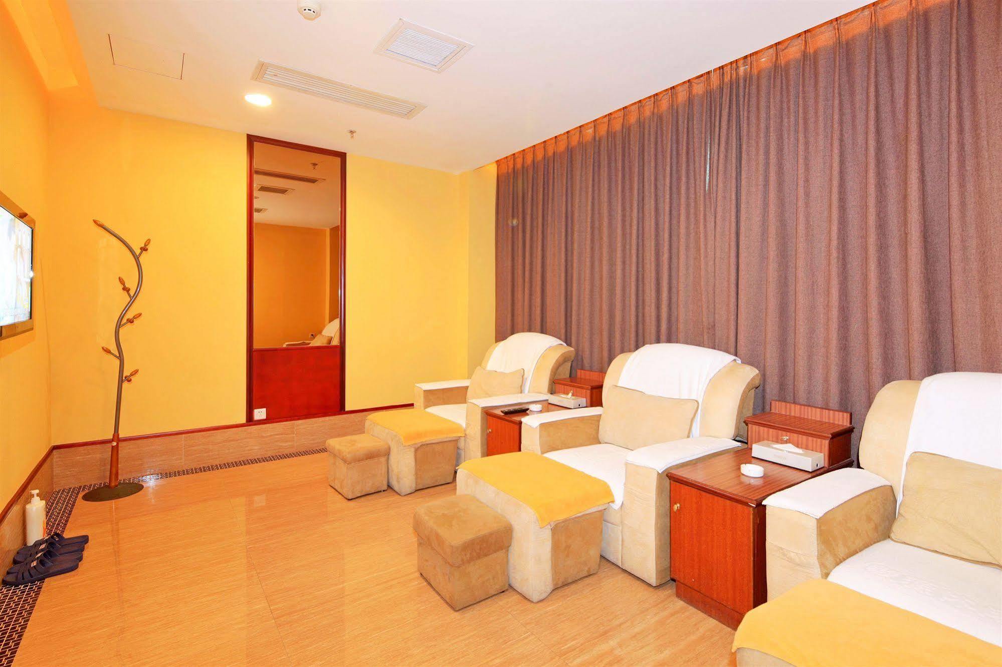 Guangzhou Nanfang Yiyuan Hotel Exterior foto